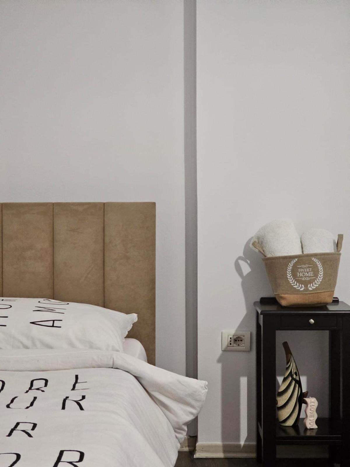 Main Apartment *